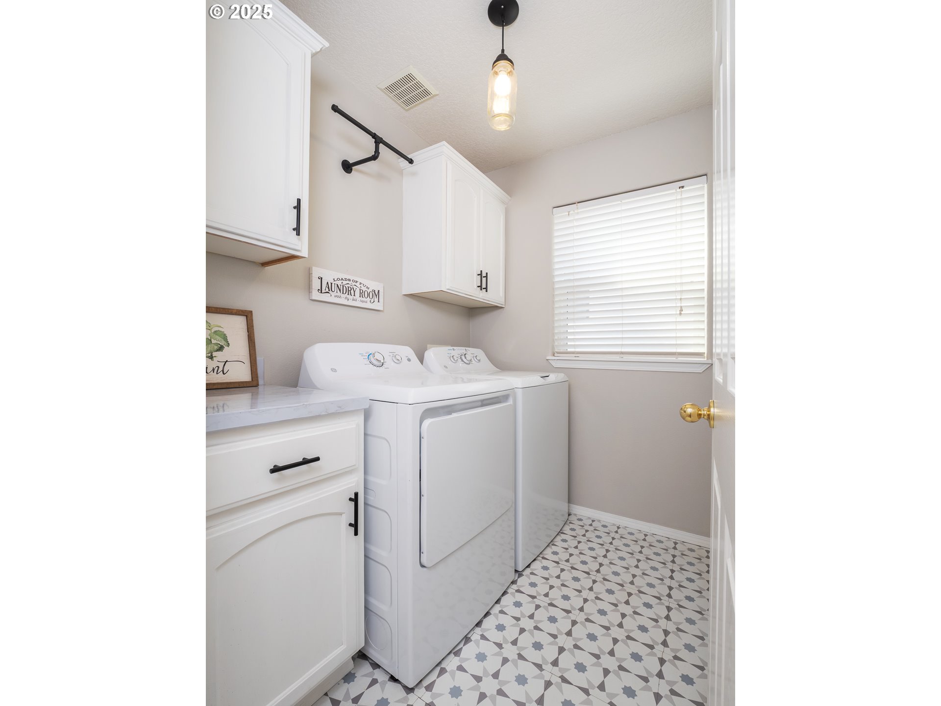 986 Southwest Tomahawk Place Dundee, OR 97115 - Photo 24 of 46