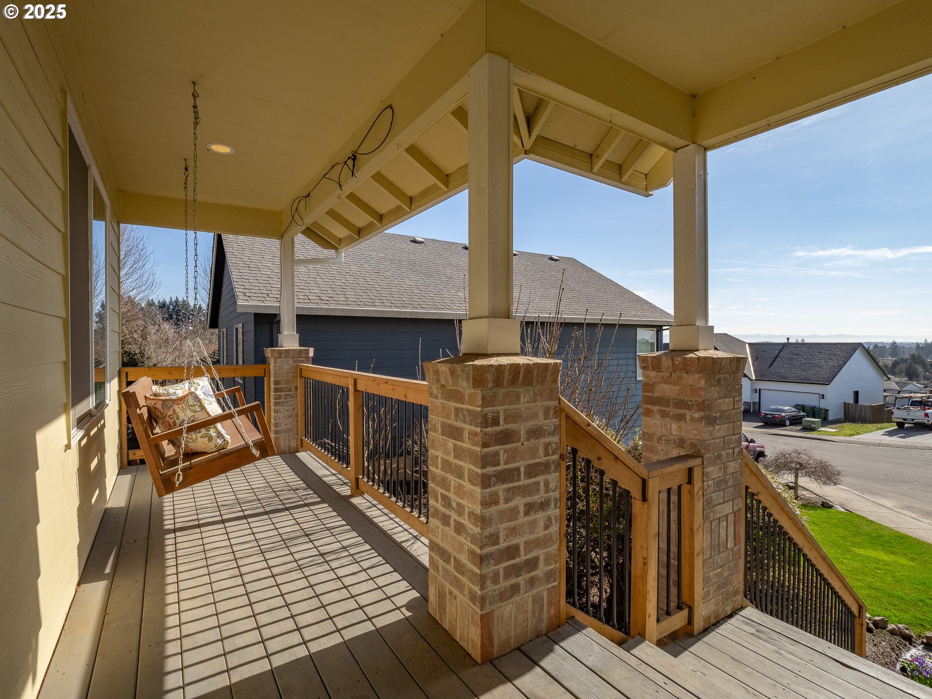 986 Southwest Tomahawk Place Dundee, OR 97115 - Photo 3 of 46