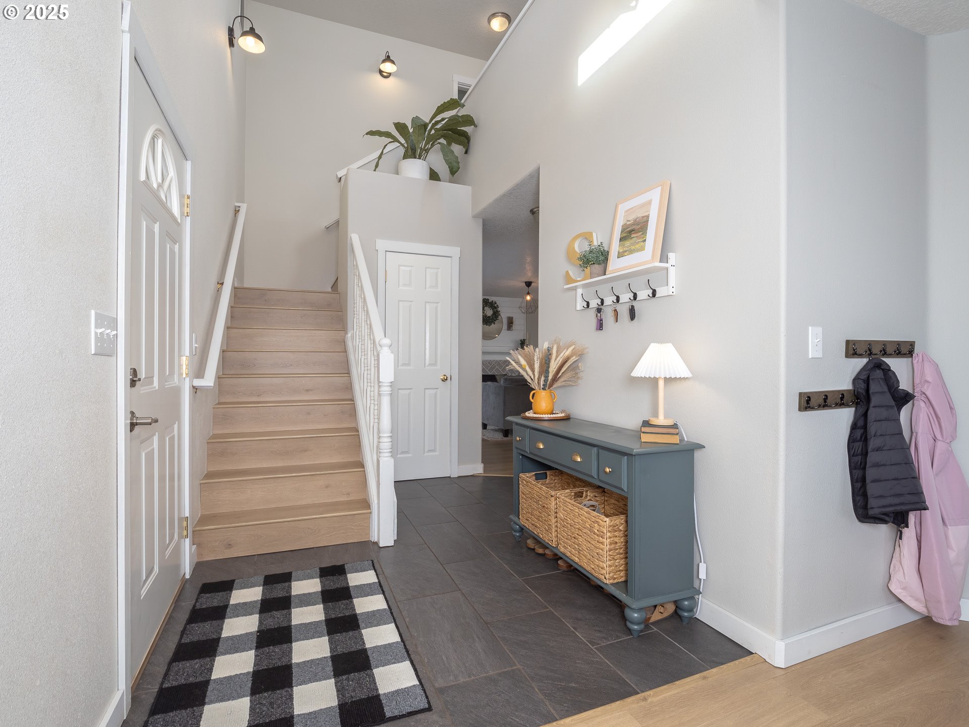 986 Southwest Tomahawk Place Dundee, OR 97115 - Photo 4 of 46