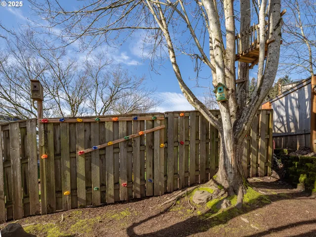 $590,000 | 986 Southwest Tomahawk Place, Dundee, OR 97115