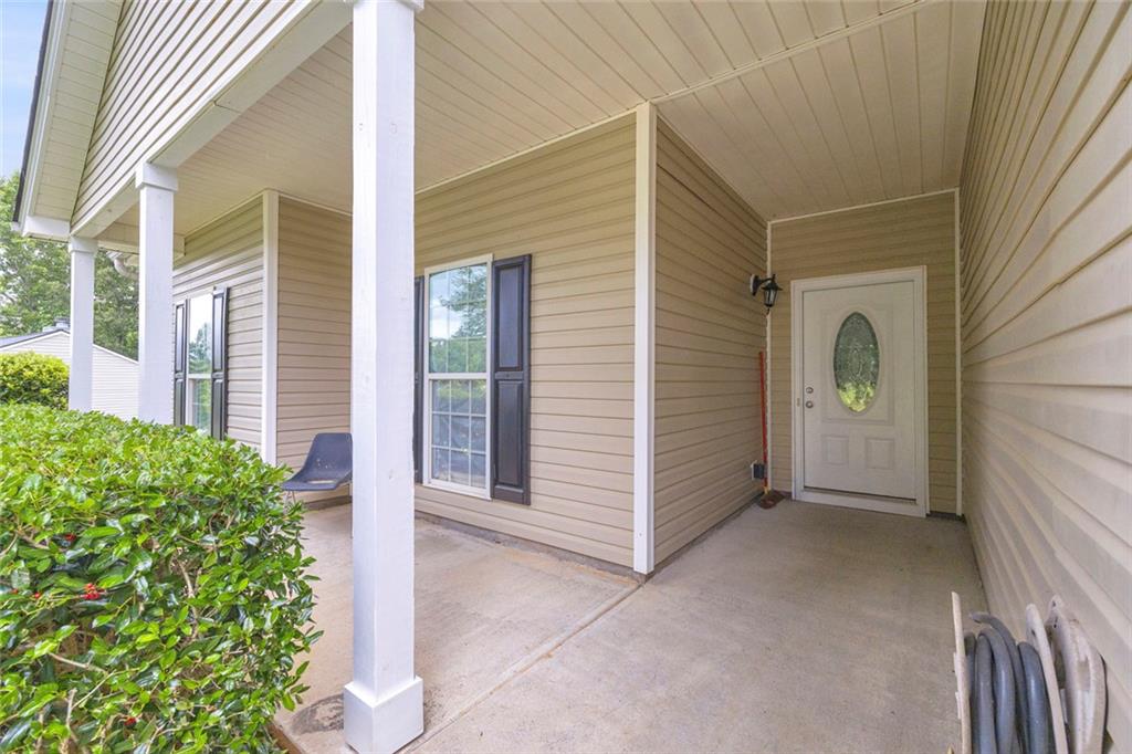 1305 Manning Way Monroe, GA 30656 - Photo 4 of 38