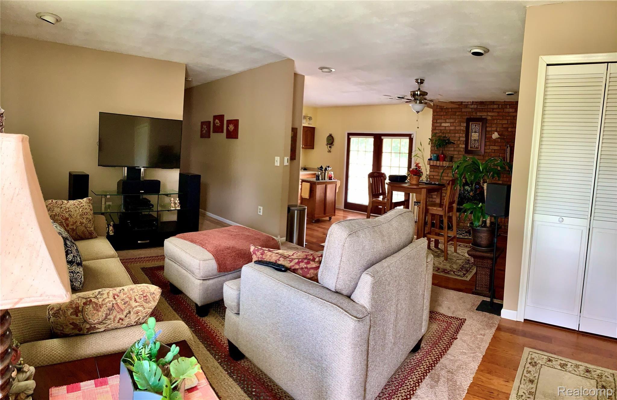 6115 Rocking Chair Road Grand Blanc, MI 48439 - Photo 15 of 29 IMG_5546.jpeg