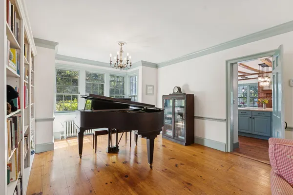 $1,249,000 | 1346 Westbrook Street, Portland, ME 04102