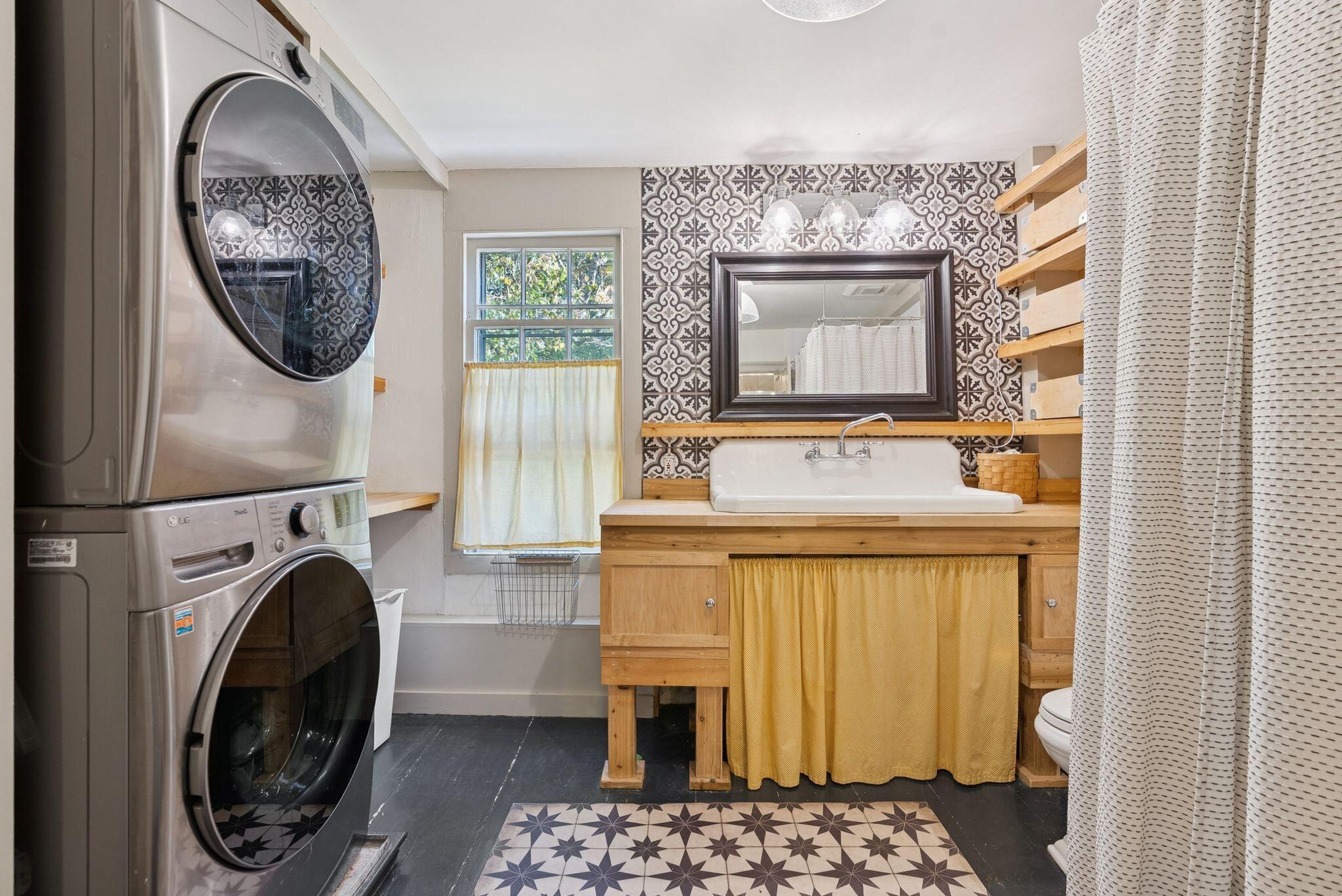 1346 Westbrook Street Portland, ME 04102 - Photo 37 of 89 89_DSC00903