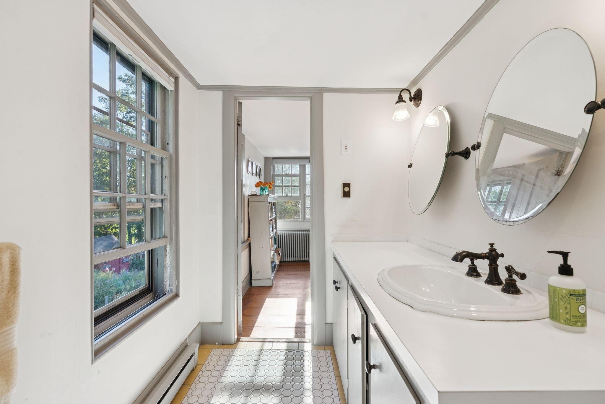 1346 Westbrook Street Portland, ME 04102 - Photo 46 of 89 104_DSC00978