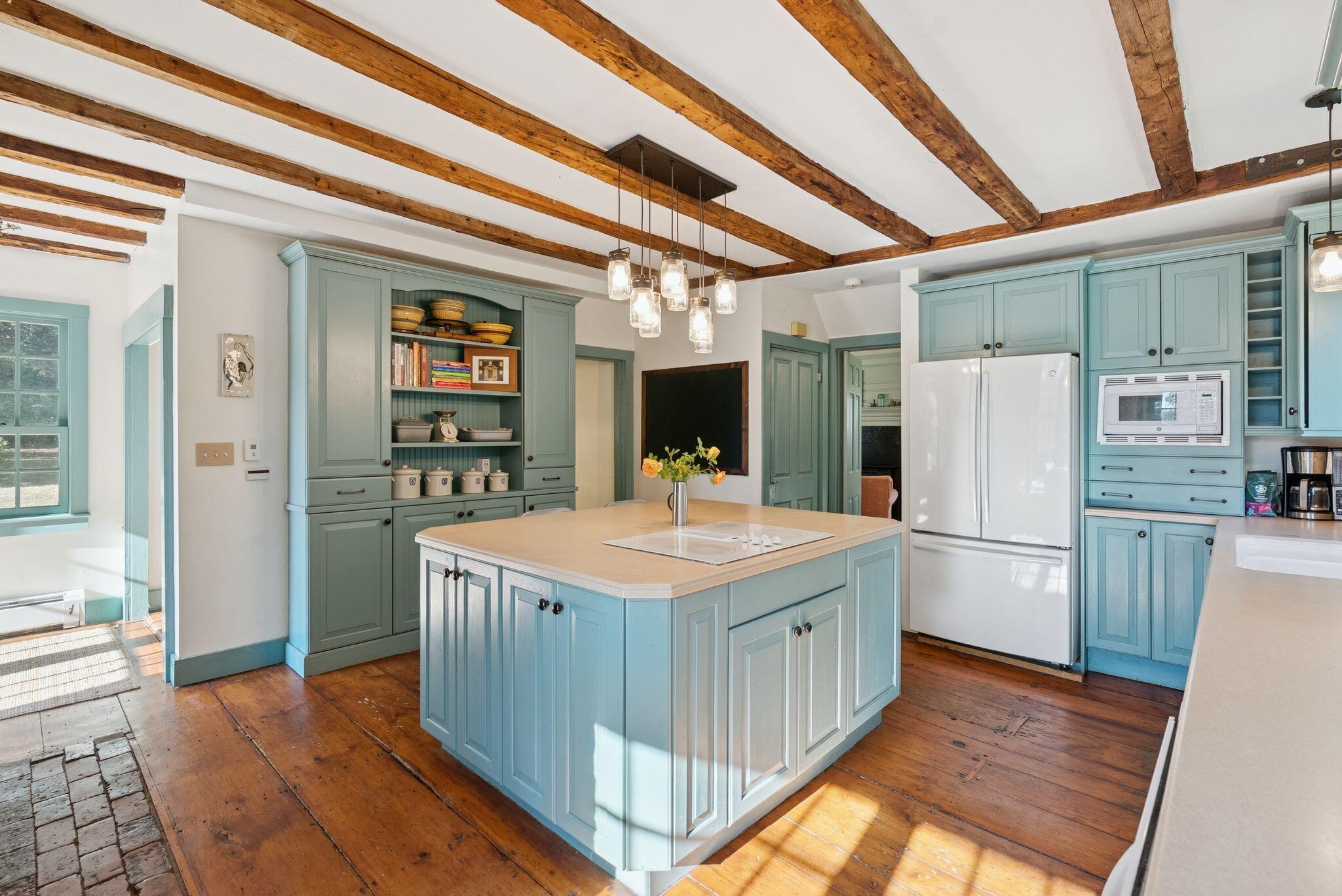 1346 Westbrook Street Portland, ME 04102 - Photo 10 of 89 51_DSC00703