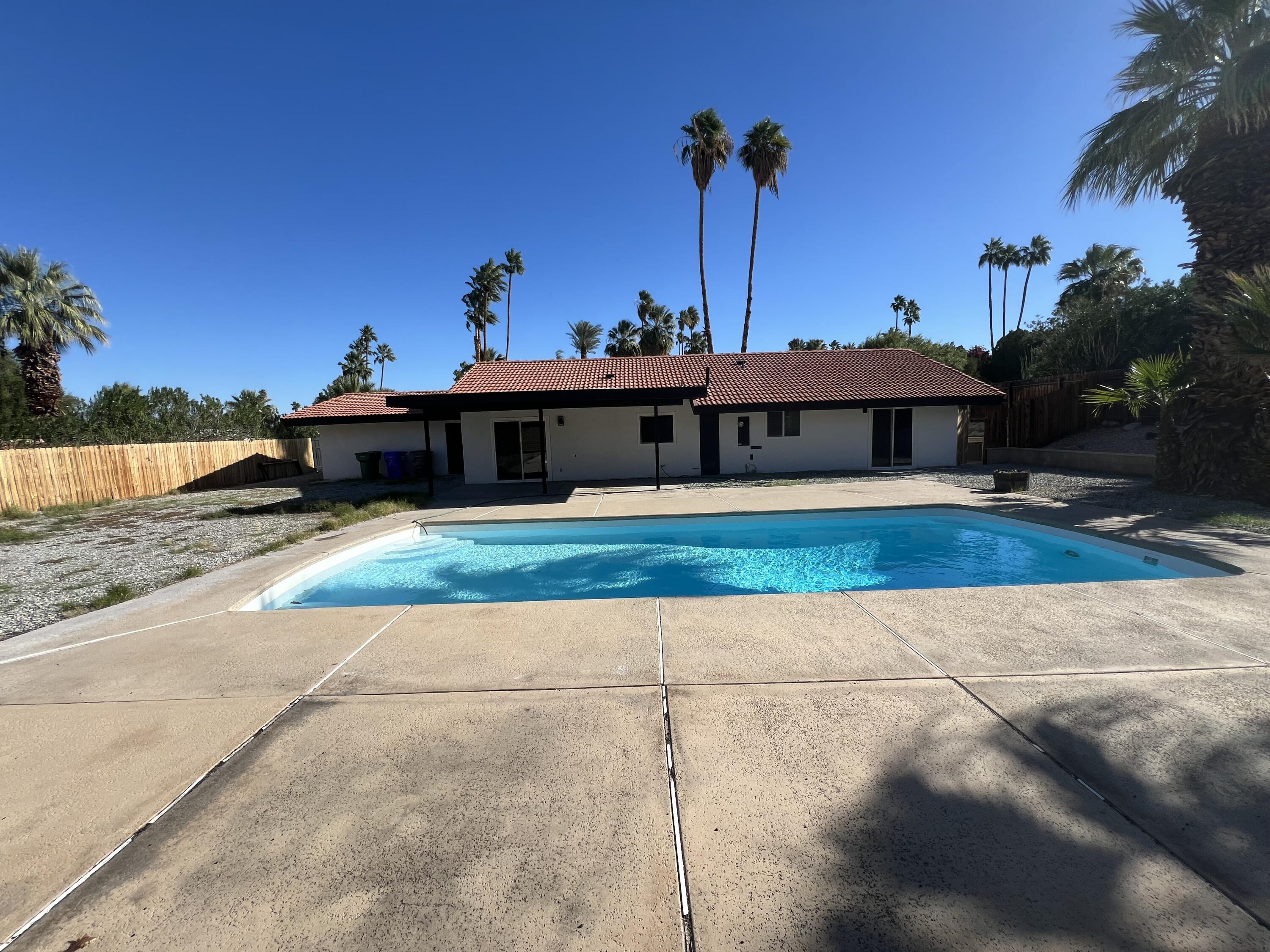 46075 Verba Santa Drive Palm Desert, CA 92260 - Photo 33 of 38 IMG_3049