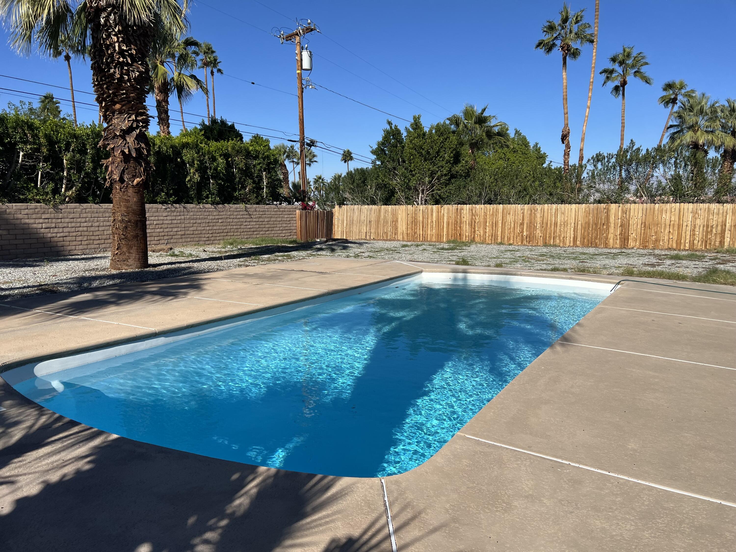 46075 Verba Santa Drive Palm Desert, CA 92260 - Photo 34 of 38 IMG_3059