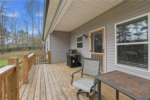 $370,000 | 400 Garrett Road, Demorest, GA 30535