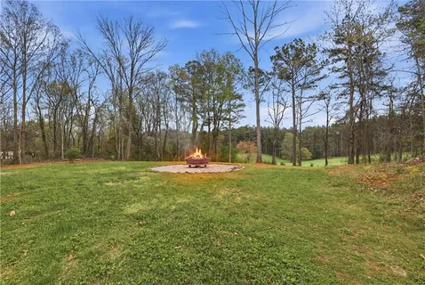 $370,000 | 400 Garrett Road, Demorest, GA 30535