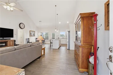 $370,000 | 400 Garrett Road, Demorest, GA 30535