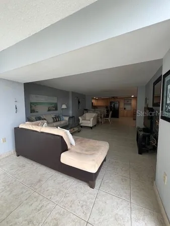 $2,400 | 800 South Gulfview Boulevard, Unit 302, Clearwater Beach, FL 33767