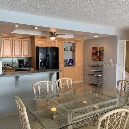 $2,400 | 800 South Gulfview Boulevard, Unit 302, Clearwater Beach, FL 33767