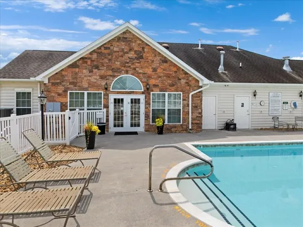 $365,000 | 45 Washington Avenue, Unit 291, Christiansburg, VA 24073
