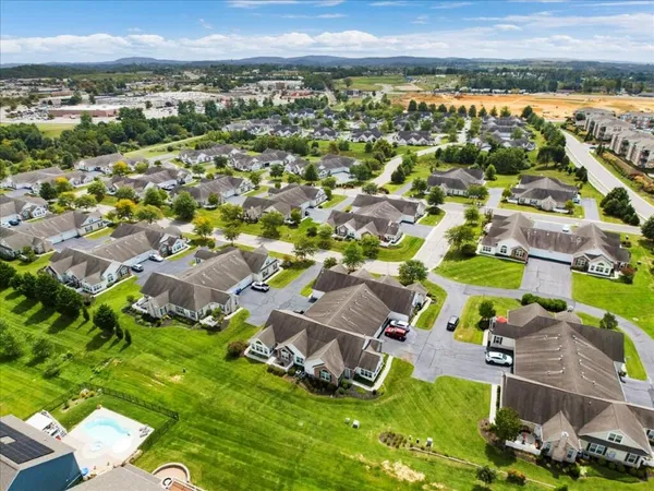 $365,000 | 45 Washington Avenue, Unit 291, Christiansburg, VA 24073