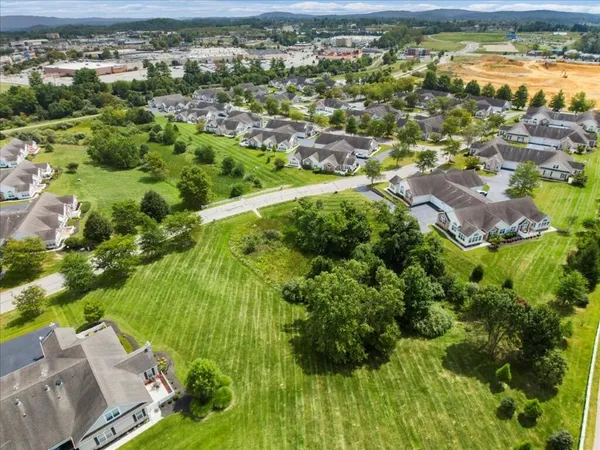 $365,000 | 45 Washington Avenue, Unit 291, Christiansburg, VA 24073