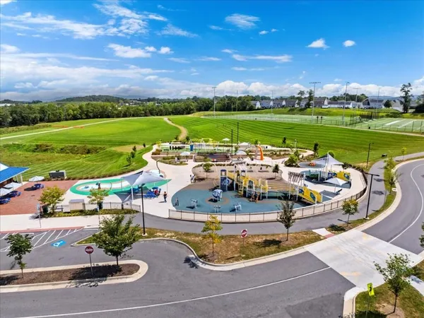 $365,000 | 45 Washington Avenue, Unit 291, Christiansburg, VA 24073