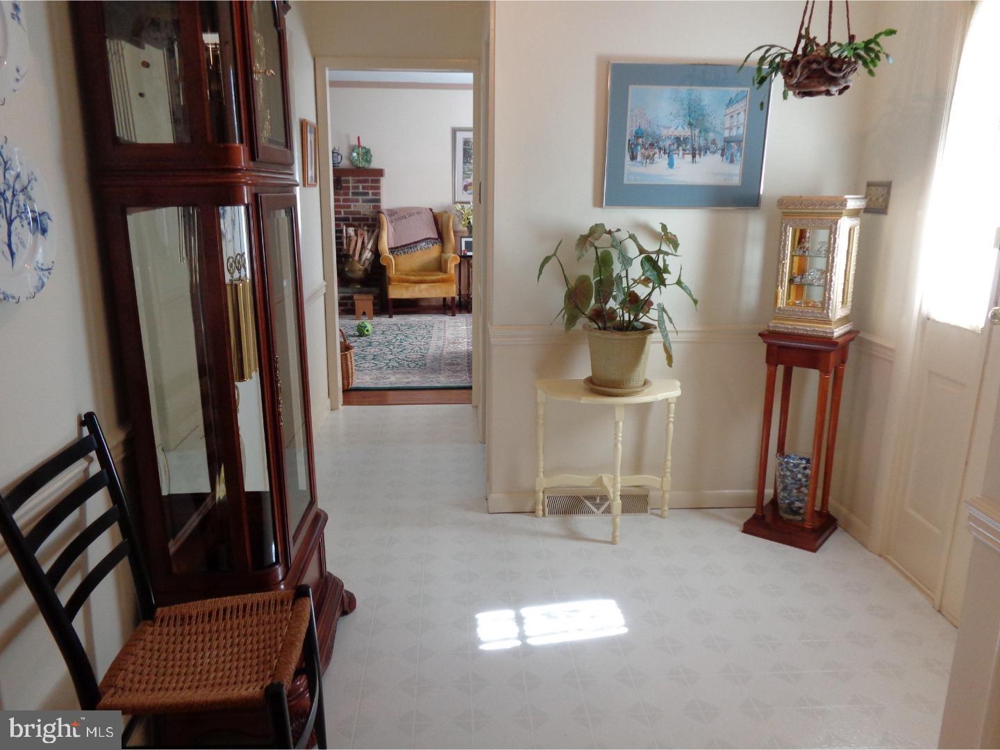 33 Longview Road Coatesville, PA 19320 - Photo 4 of 20