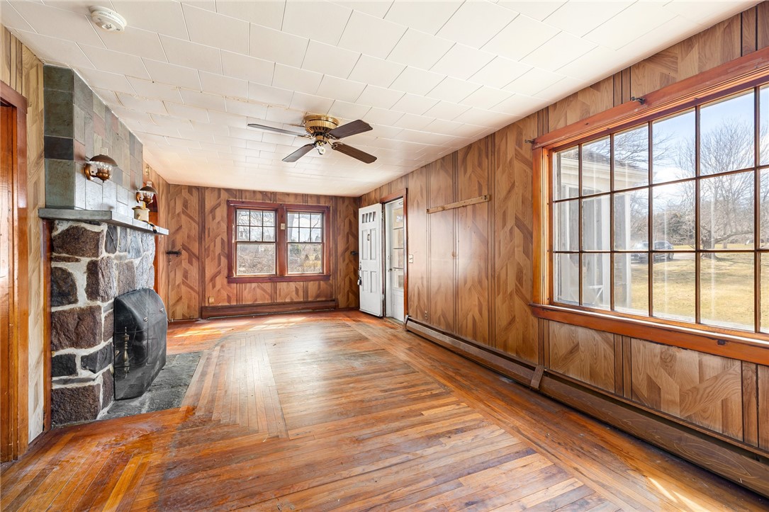 20 Maple Avenue Little Compton, RI 02837 - Photo 10 of 22