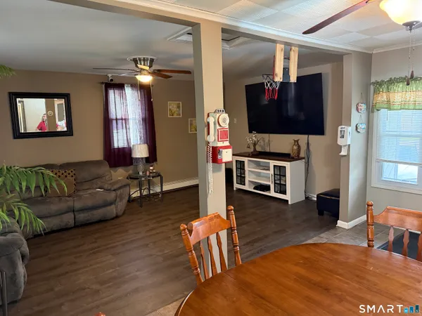 $289,900 | 117 Courtland Avenue, Waterbury, CT 06705