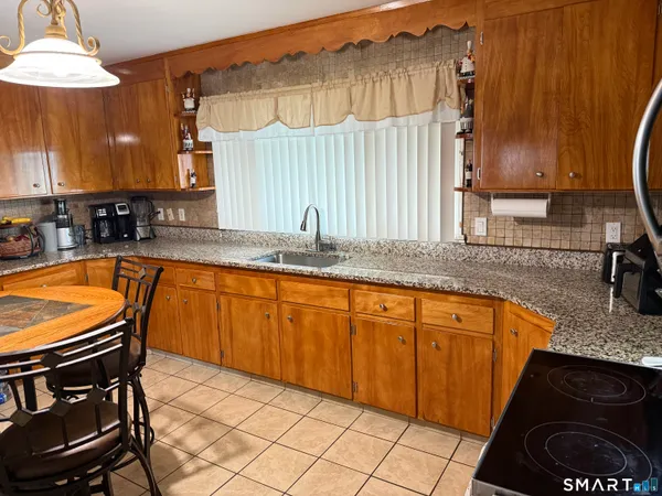 $289,900 | 117 Courtland Avenue, Waterbury, CT 06705