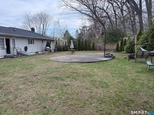 $289,900 | 117 Courtland Avenue, Waterbury, CT 06705