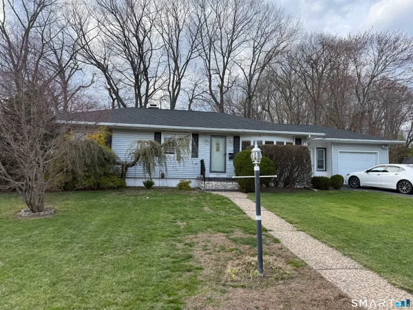 $289,900 | 117 Courtland Avenue, Waterbury, CT 06705