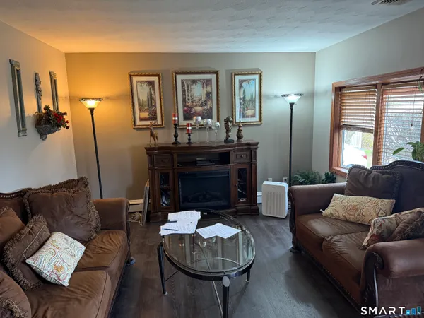 $289,900 | 117 Courtland Avenue, Waterbury, CT 06705