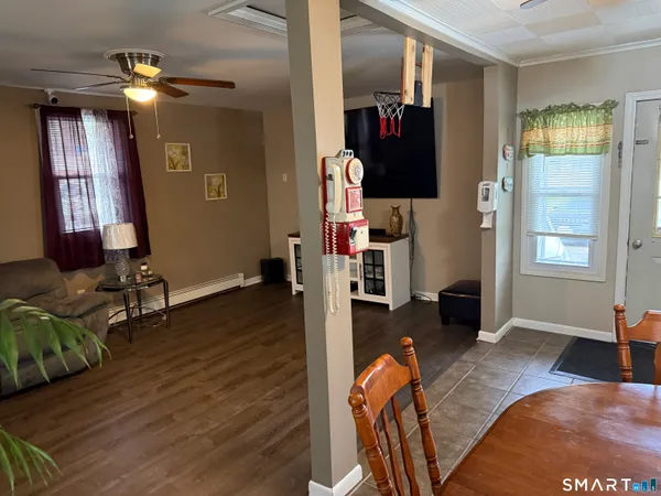 $289,900 | 117 Courtland Avenue, Waterbury, CT 06705
