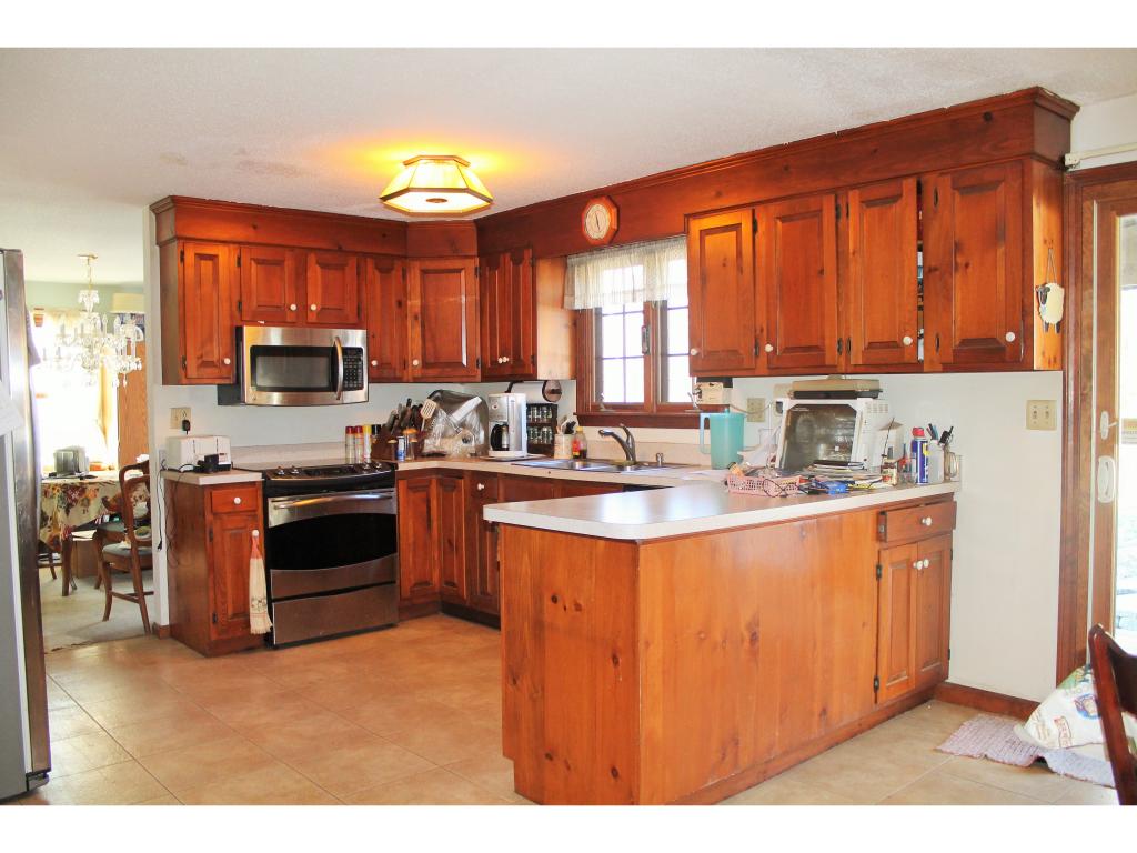 2 Spring Hill Road Mont Vernon, NH 03057 - Photo 4 of 27