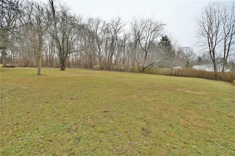 43 Fulton Road Canonsburg, PA 15317 - Photo 17 of 17 Lovely, large yard.