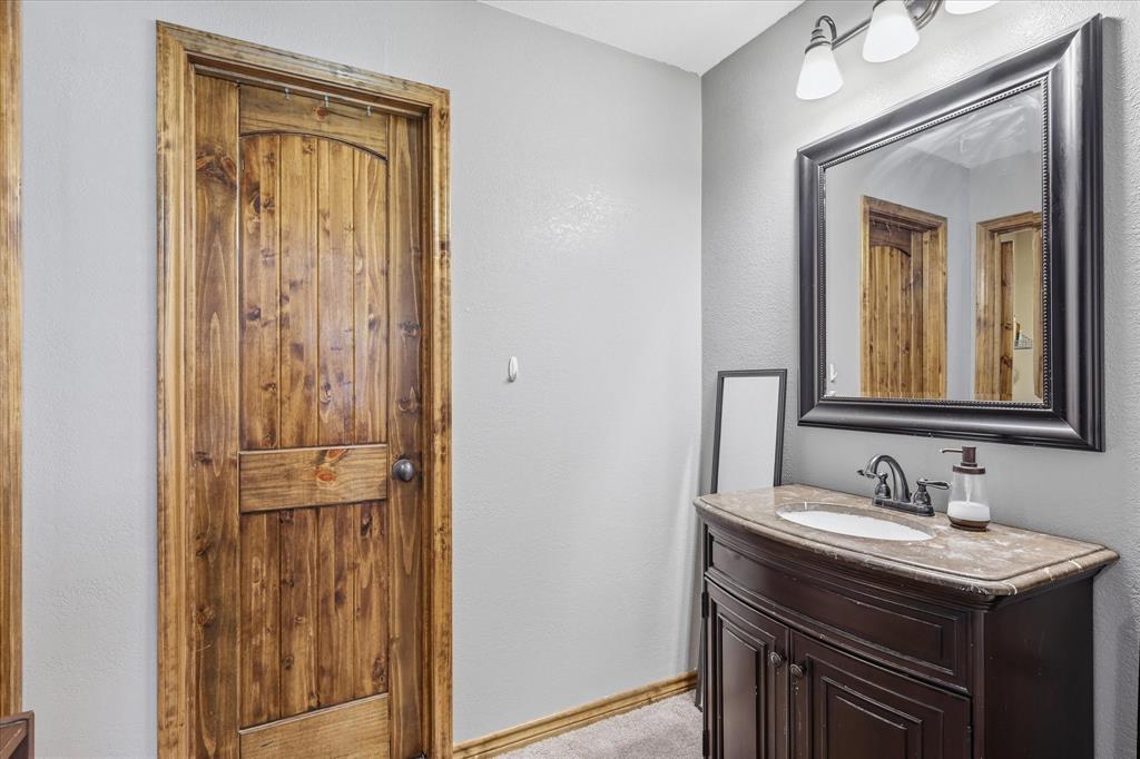 405 Lantern Ridge Drive Mansfield, TX 76063 - Photo 22 of 37
