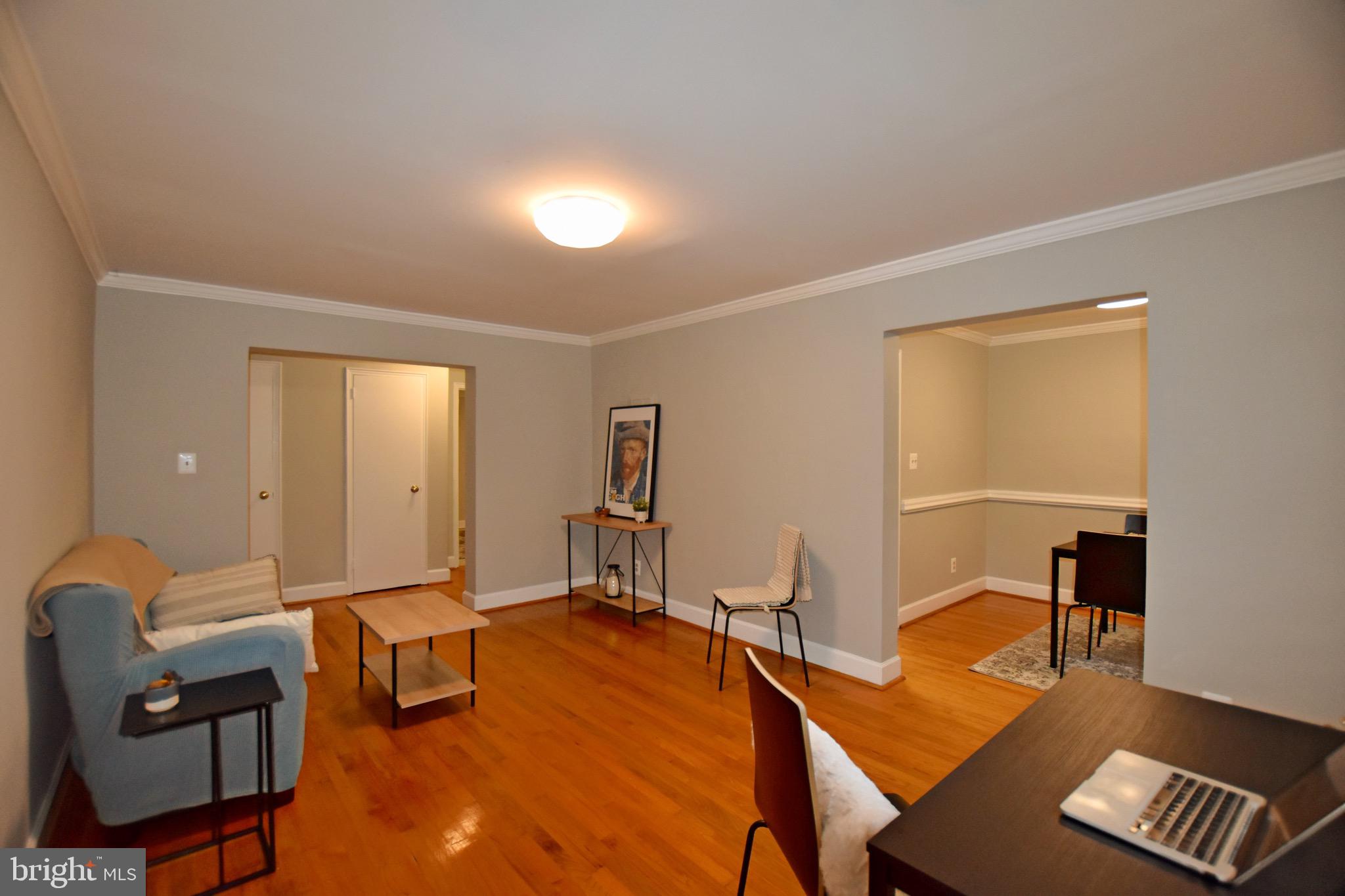 516 Thayer Avenue, Unit 2 Silver Spring, MD 20910 - Photo 8 of 12 Living Room