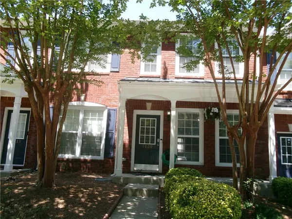 $305,000 | 1620 Cove Creek Circle, Norcross, GA 30093