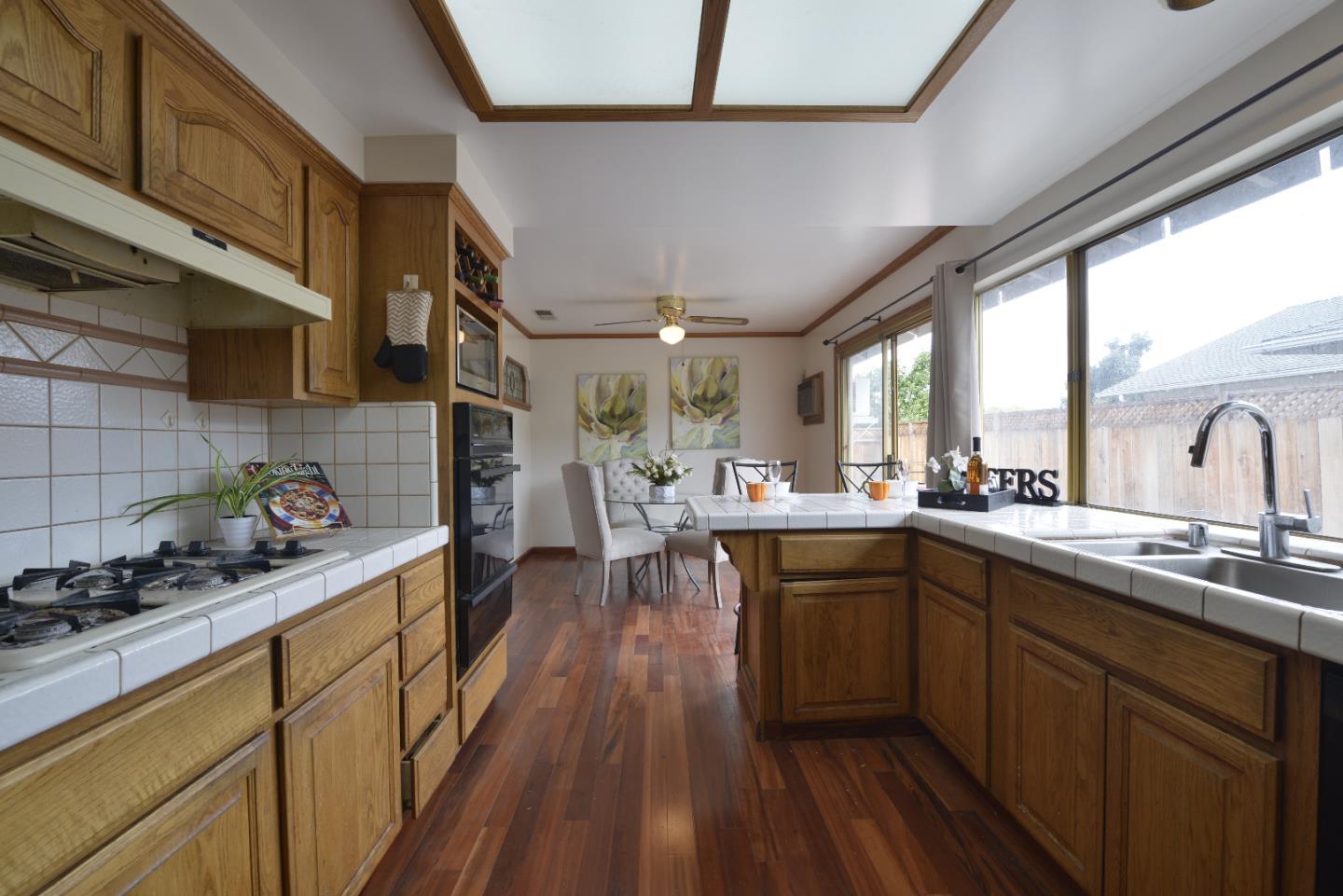 133 Evergreen Way Milpitas, CA 95035 - Photo 11 of 35