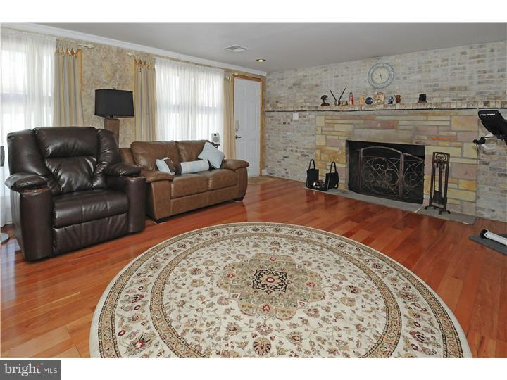 1838 Pine Road Huntingdon Valley, PA 19006 - Photo 14 of 25 Family Room