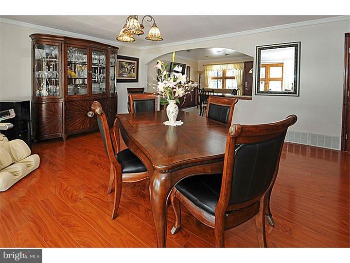 1838 Pine Road Huntingdon Valley, PA 19006 - Photo 5 of 25 Living Room