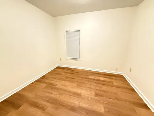 $2,100 | 6 South Ward Street, Unit 1, Worcester, MA 01610