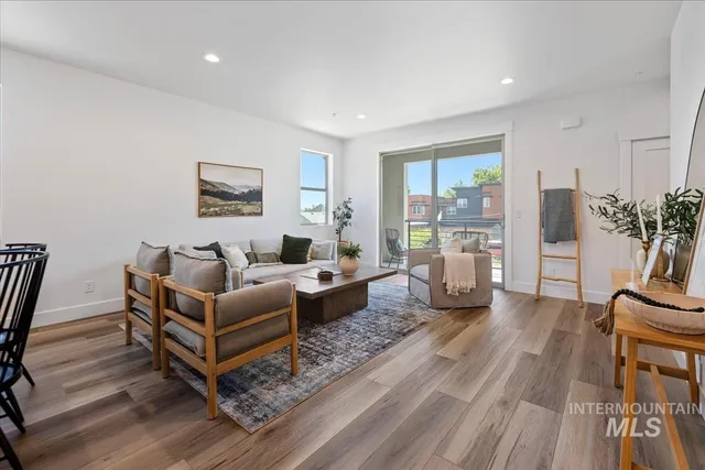 $496,880 | 1709 South Rock Vw Lane, Boise, ID 83705