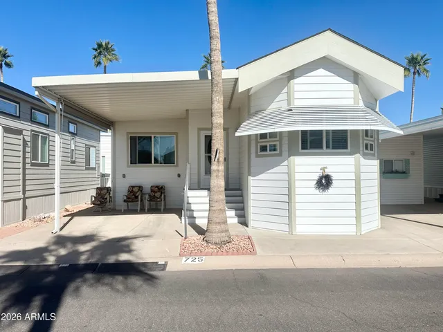 $196,900 | 725 South Emerald Drive, Apache Junction, AZ 85119