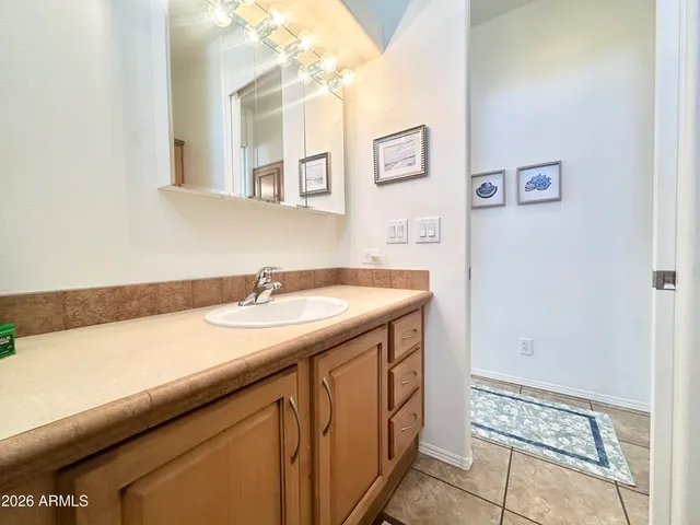 $196,900 | 725 South Emerald Drive, Apache Junction, AZ 85119