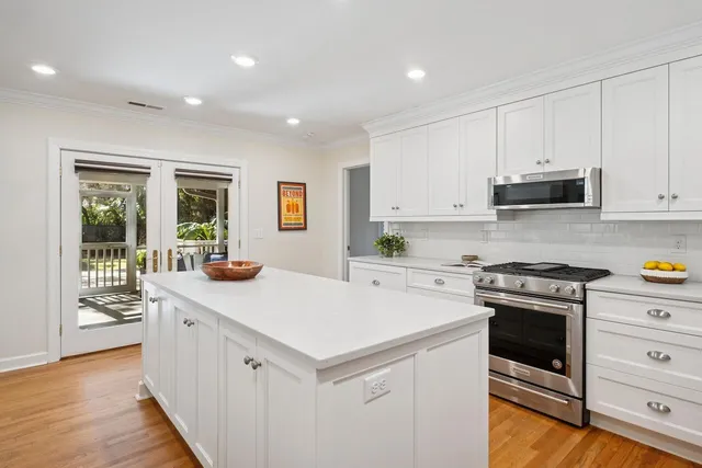 $7,495 | 933 South Shem Drive, Mount Pleasant, SC 29464