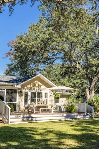 $7,495 | 933 South Shem Drive, Mount Pleasant, SC 29464