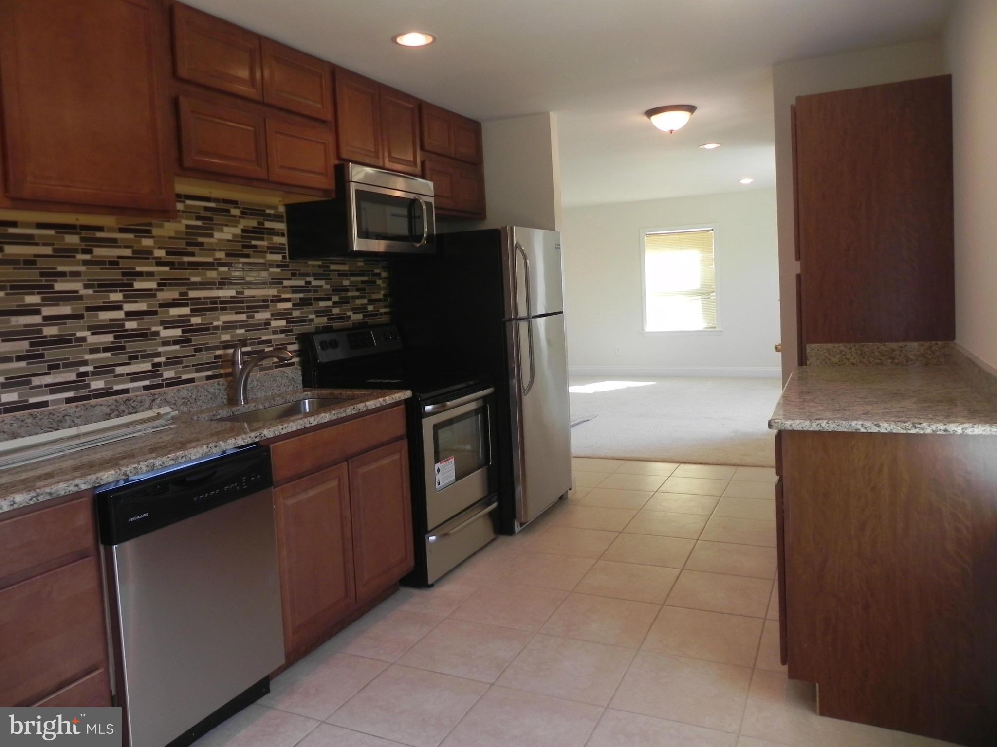 10320 Rogues Road Midland, VA 22728 - Photo 27 of 30 Kitchen