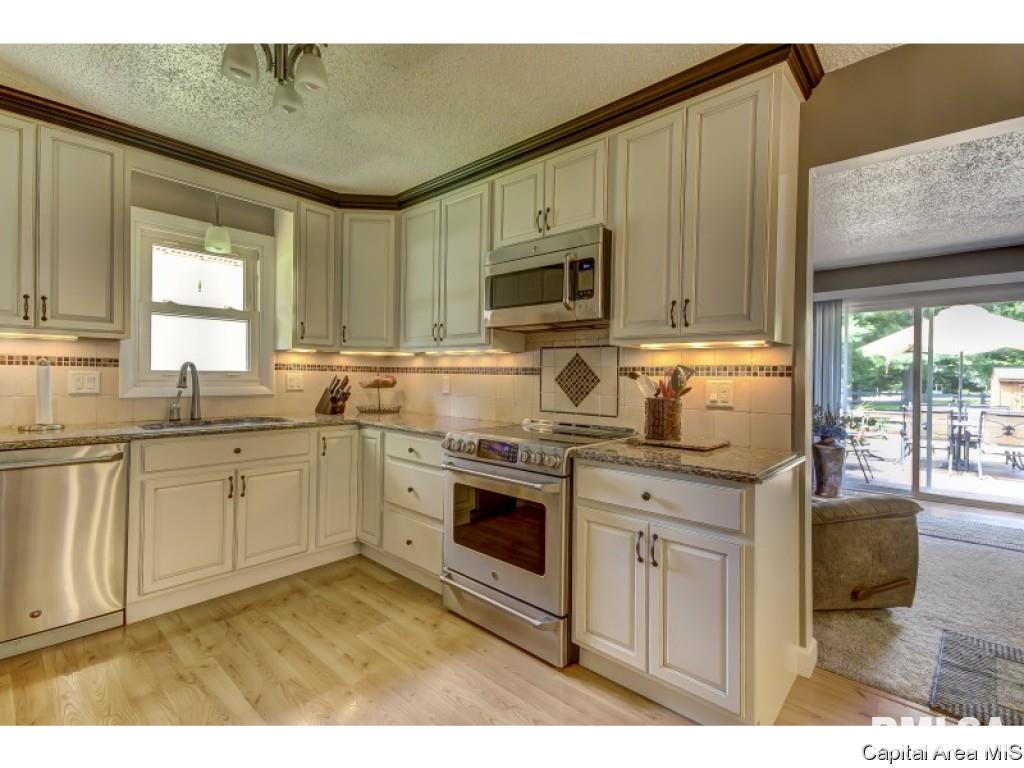 25 Meander Pike Chatham, IL 62629 - Photo 11 of 36 Gallery Image 11