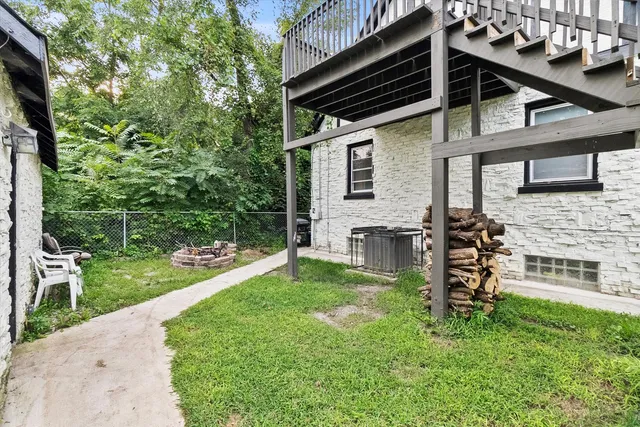 $230,000 | 28 East 157th Street, Harvey, IL 60426