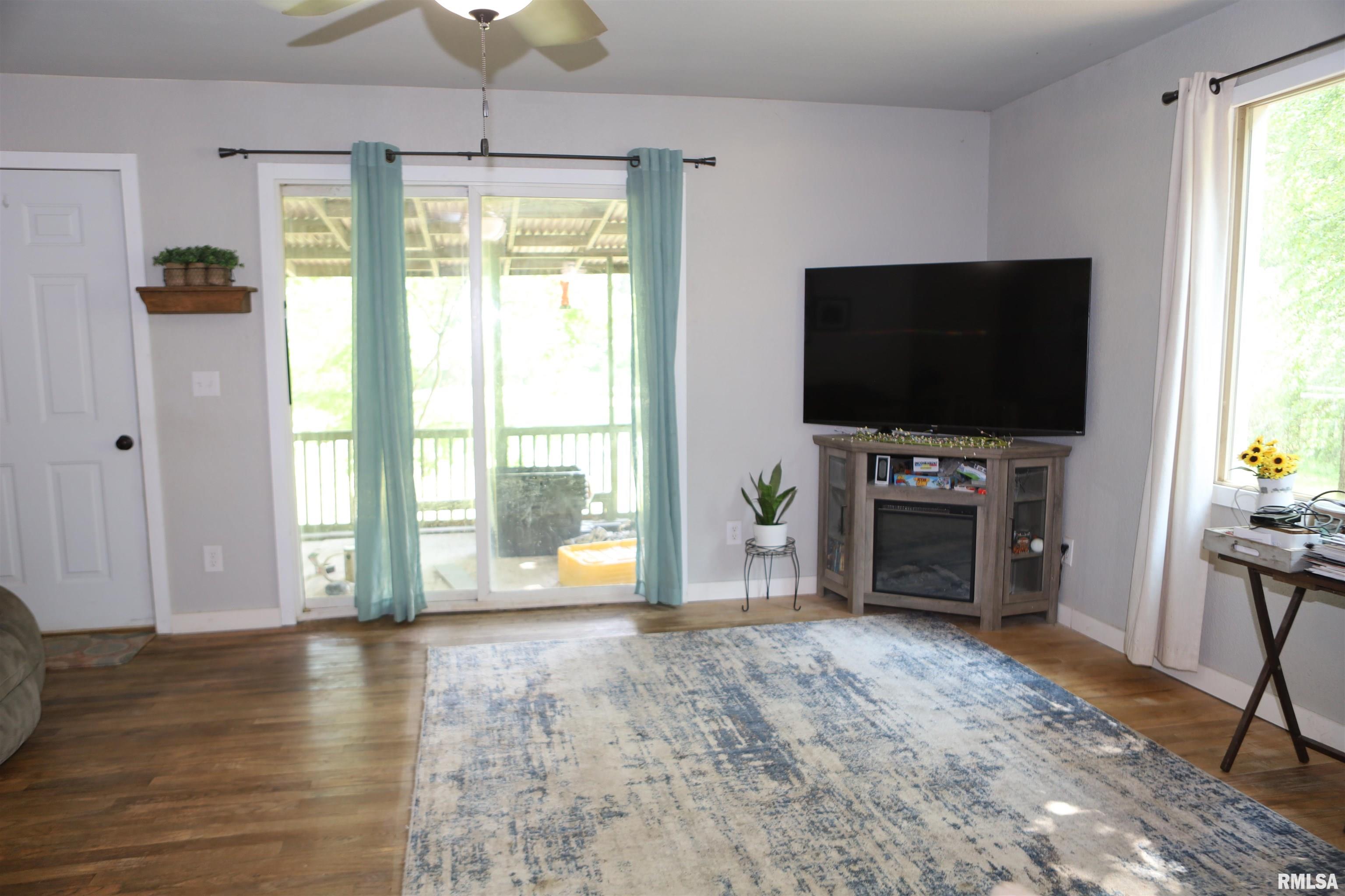 7024 South Gerdes Road Mapleton, IL 61547 - Photo 21 of 35