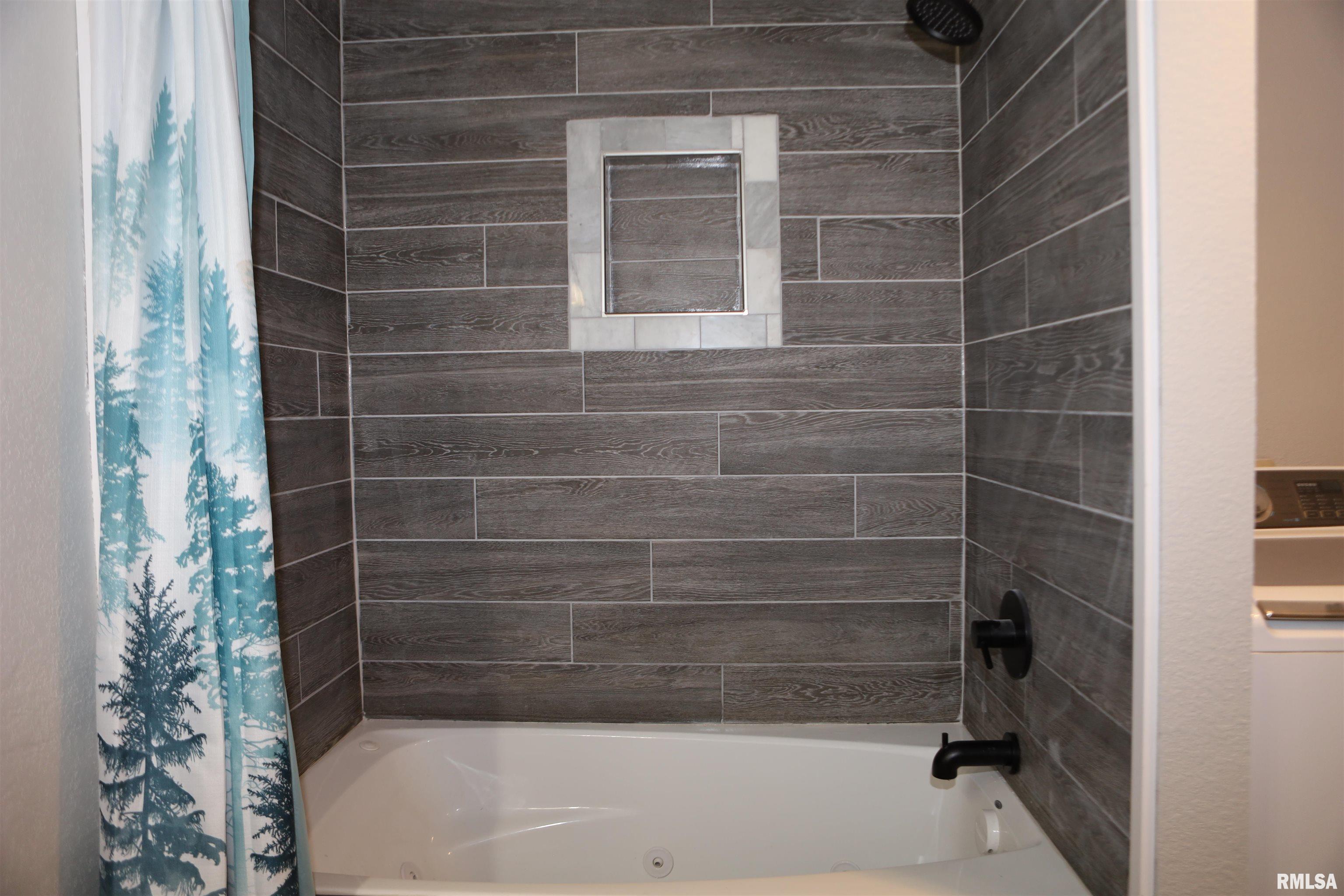 7024 South Gerdes Road Mapleton, IL 61547 - Photo 31 of 35