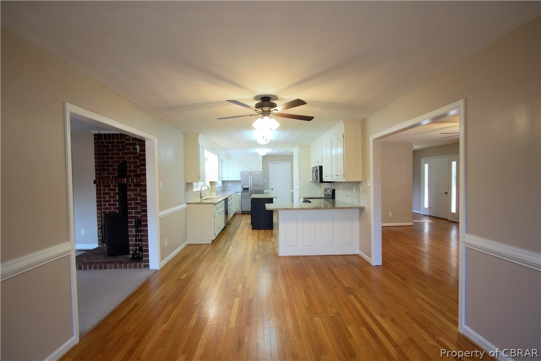 447 Hallieford Road Cobbs Creek, VA 23035 - Photo 8 of 46