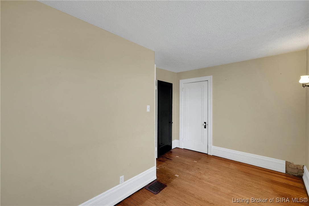 613 West Spring Street New Albany, IN 47150 - Photo 30 of 50